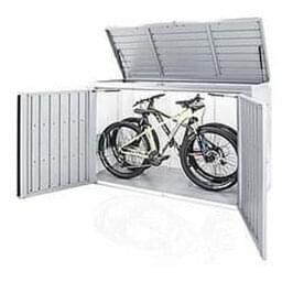 biohort Highboard in silber metallic mit offenem Deckel und geöffneten Türen. Im Highboard drinnen stehen zwei Velos. 