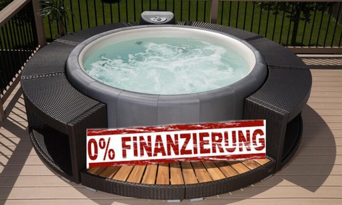 Dank Ratenzahlung wird der Traum wahr. Der wunderschöne Softub Whirlpool in der Farbe graphite und der Polyrattanumrandung San Diego in charcoal. läd geradezu zum Sprudeln ein.